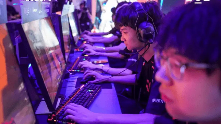 英雄池的较量：S15全球总决赛中单位置BP前瞻